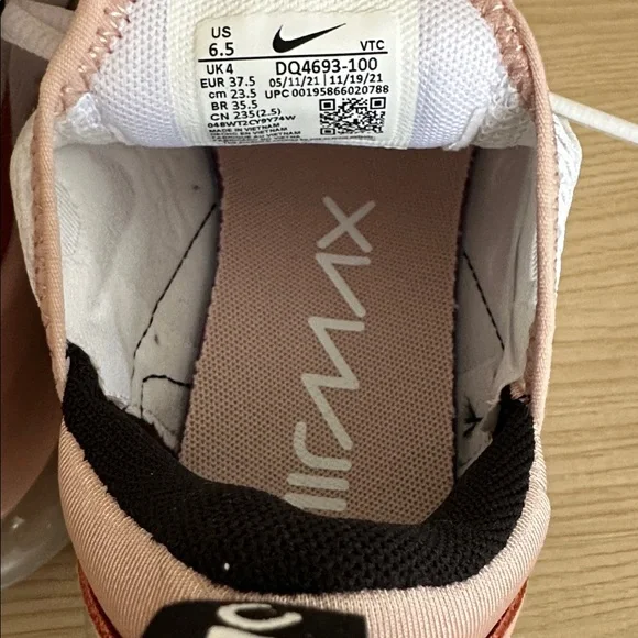 Nike Air Max 270 Sneakers Size 6.5 - Picture 9 of 16